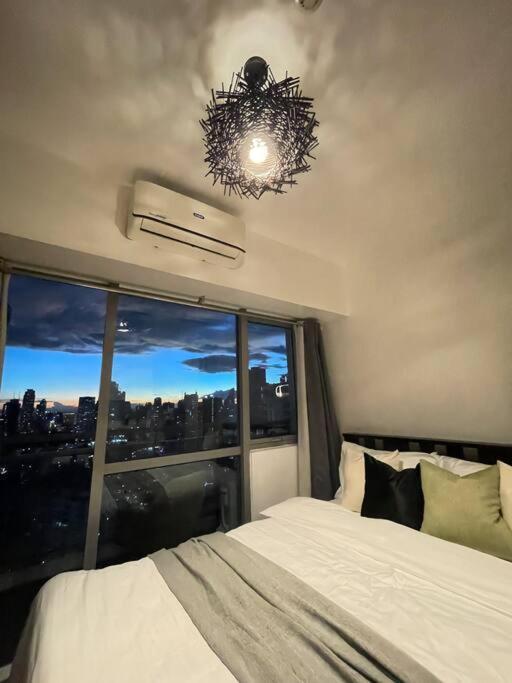 The Serene Escape Rockwell Makati City View 1Br Διαμέρισμα Μανίλα Εξωτερικό φωτογραφία