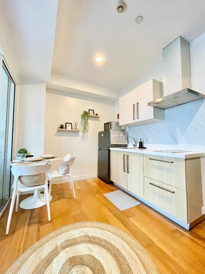 The Serene Escape Rockwell Makati City View 1Br Διαμέρισμα Μανίλα Εξωτερικό φωτογραφία